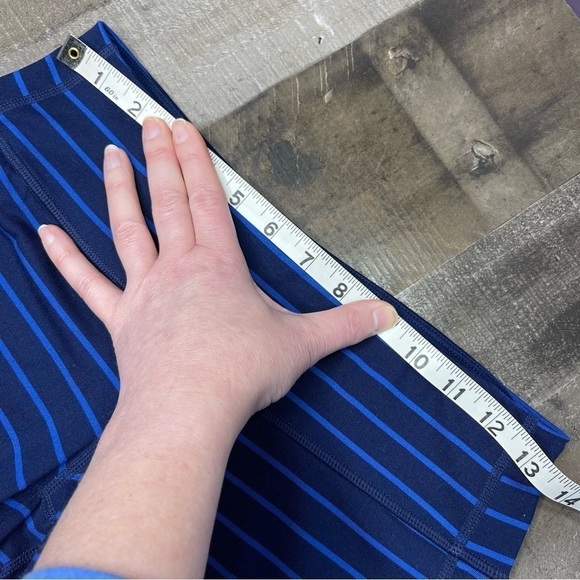 Athleta Blue Admiral Striped Chaturanga Small Tall Leggings - Picture 11 of 12